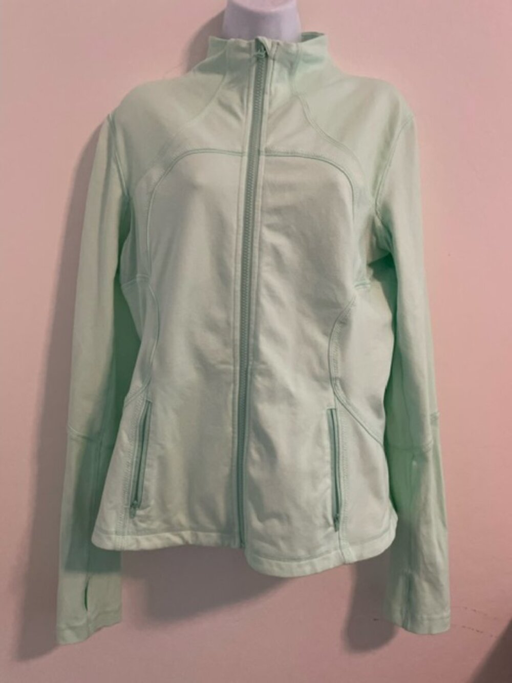 lululemon Define Jacket Women’s lt. green/mint Full Zip, Pockets Sz 12 EUC